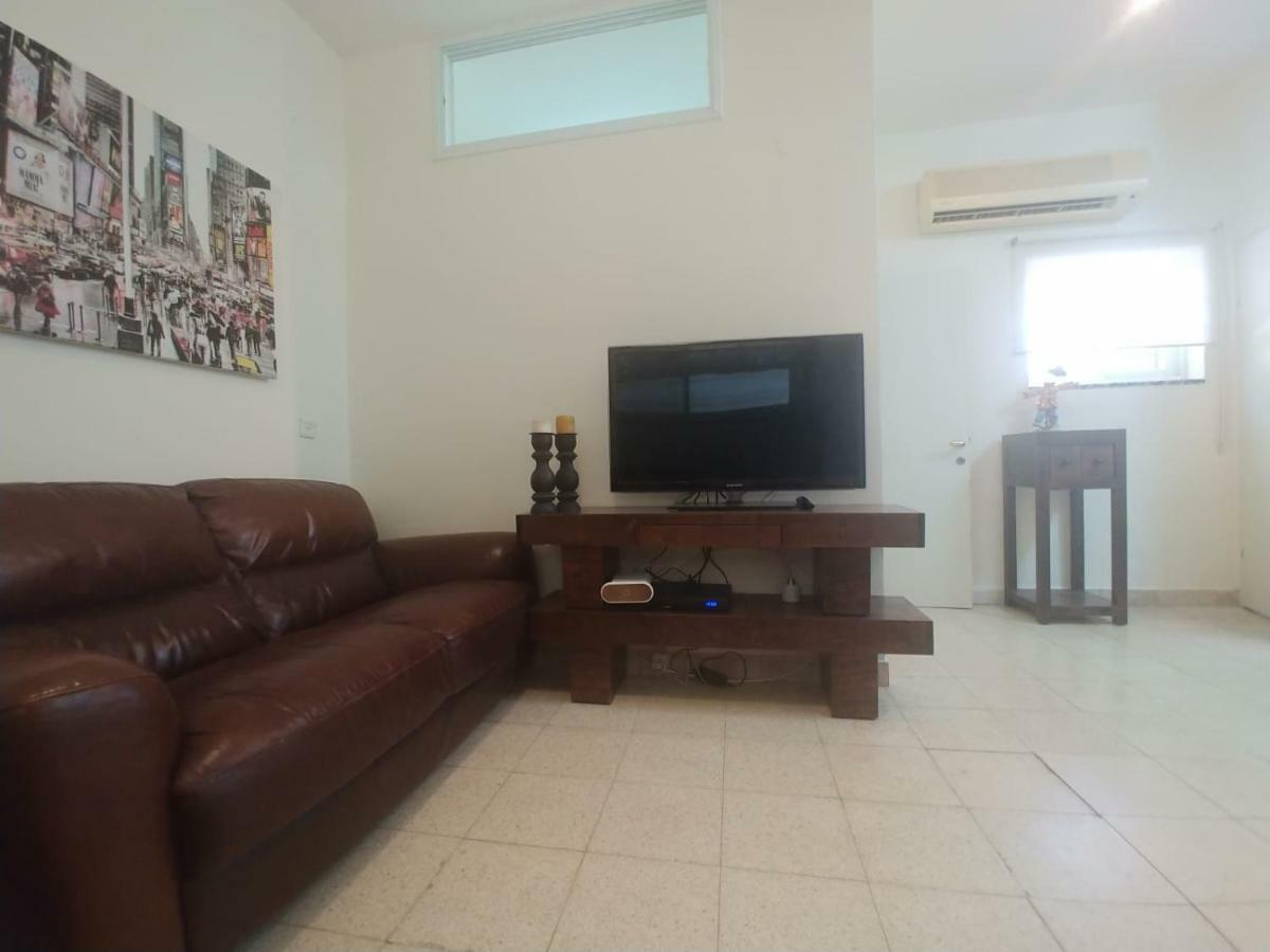 Lovely Apartment Premium Location Ramat Gan Exterior photo